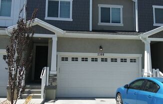 Pet Friendly Lehi Townhome!