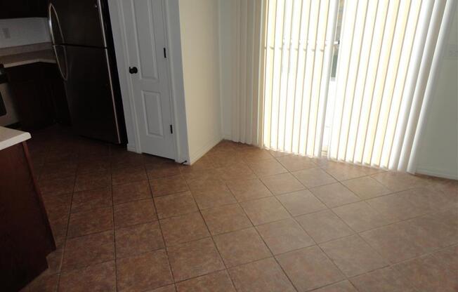 3 beds, 2 baths, $1,495