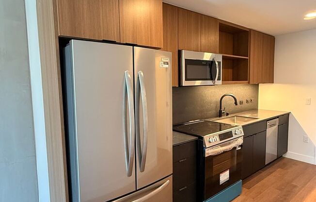Studio, 1 bath, 362 sqft, $1,995, Unit 304