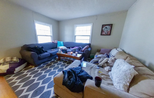 Close to Campus and Aggieville + Off-Street Parking + Washer & Dryer! Available June 4th!