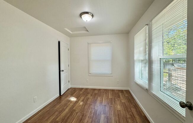 Studio, 1 bath, $1,700, Unit 1615 Myrtle Street