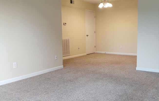 2 beds, 2 baths, $1,050, Unit UNIT A