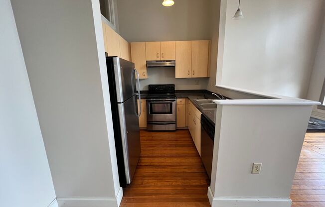 1 bed, 1 bath, 724 sqft, $1,312, Unit 406