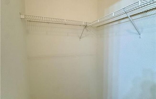 2 beds, 2 baths, $1,550, Unit Building 1