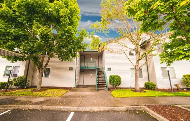 #294 FIELDSTONE APARTMENTS