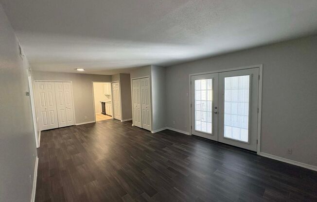 2 beds, 2 baths, 931 sqft, $1,003, Unit 14-1402