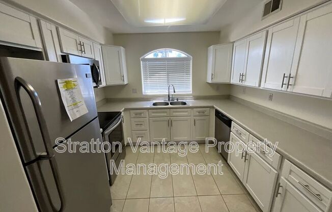 10401 N 52ND Street