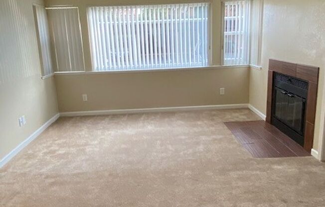 2 beds, 2 baths, 900 sqft, $1,995, Unit 103