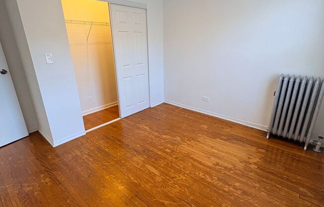 2 beds, 1 bath, 670 sqft, $1,200, Unit CA 133-3W