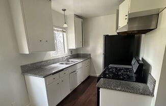 1 bed, 1 bath, $1,950, Unit 09