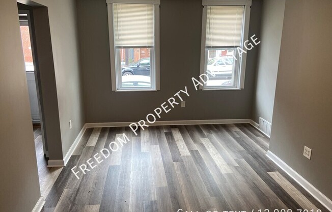 2325 SARAH ST