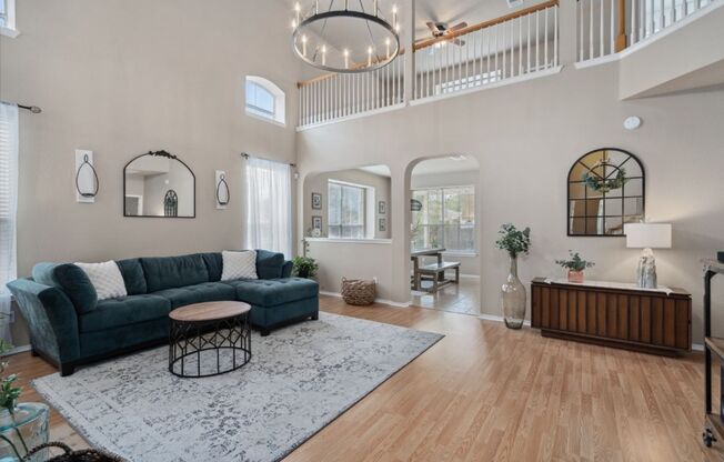 2913 Fleet Drive Austin, TX 78748