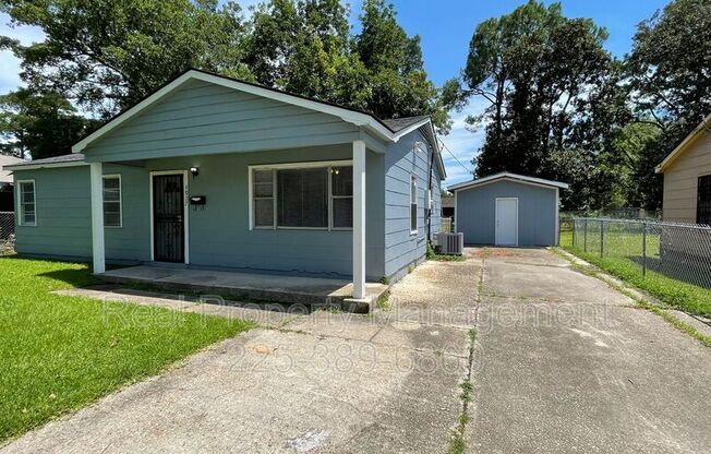 6822 MERRYDALE AVE