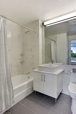 Studio, 1 bath, $4,060, Unit 10R