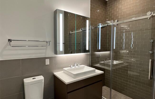 1 bed, 1 bath, 713 sqft, $4,500, Unit 23 C