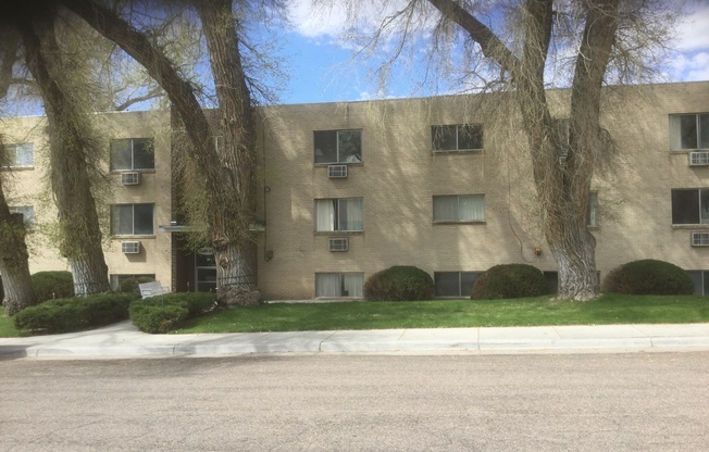 2608 House Ave - Capitol Apartments
