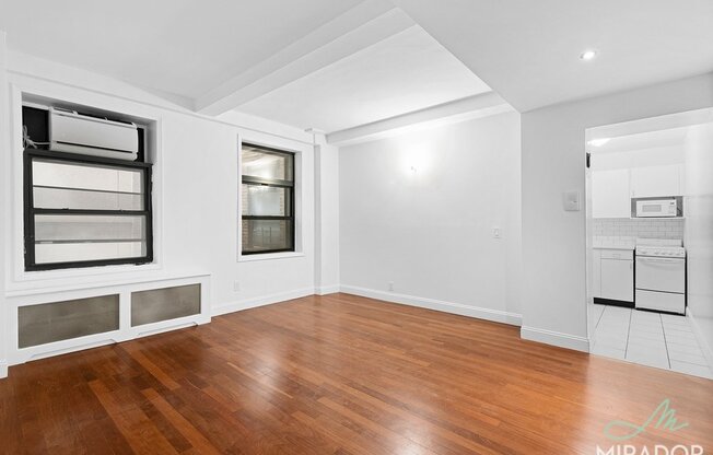 1 bed, 1 bath, $3,750, Unit 4F