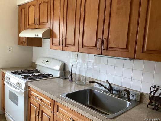 2 beds, 1 bath, 2,000 sqft, $2,350, Unit 2