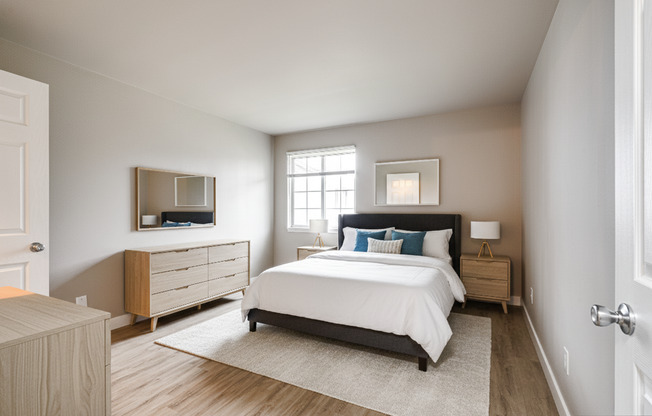 1 bed, 1 bath, 665 sqft, $1,099, Unit 4625-04