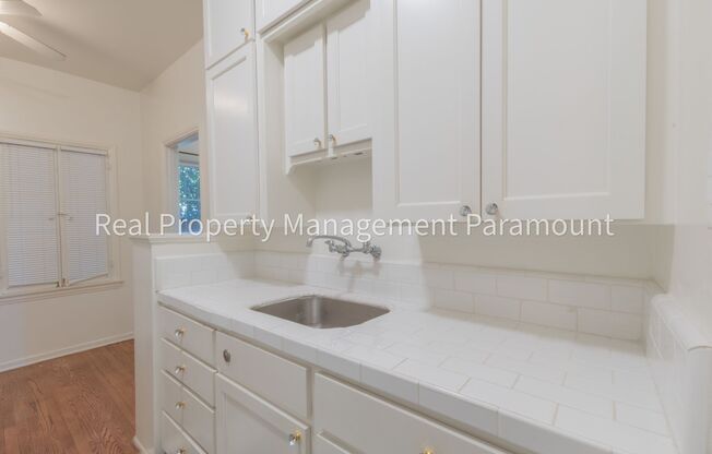 1 bed, 1 bath, 645 sqft, $2,595, Unit 1