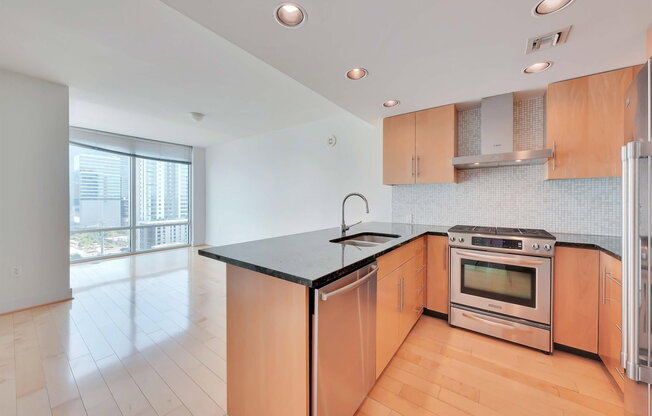 1 bed, 1 bath, 2,565 sqft, $2,200, Unit Apartment 1502