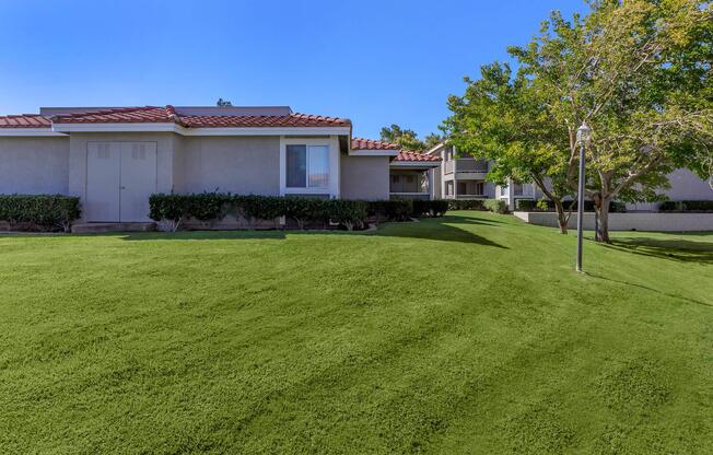 Sunset Pointe - Apartments in Hesperia, CA