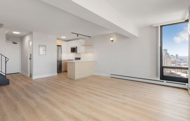 1 bed, 1.5 baths, 667 sqft, $2,400, Unit 20L
