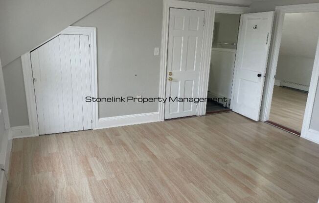 *49 Commodore Street