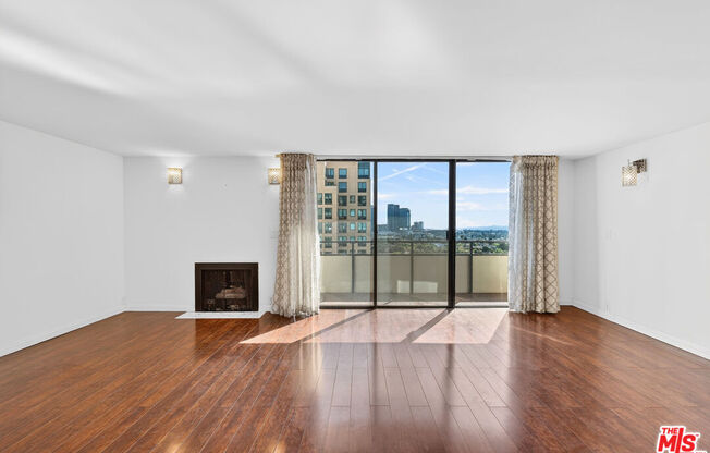 2 beds, 2 baths, 1,352 sqft, $4,895, Unit 1514