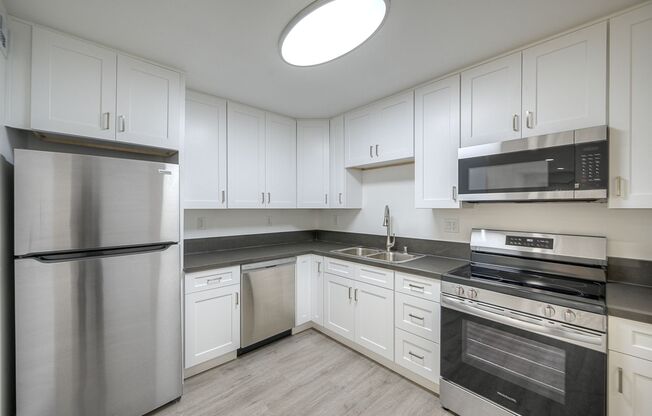 1 bed, 1 bath, 672 sqft, $2,195, Unit #38 - 1X1 672 SQ FT