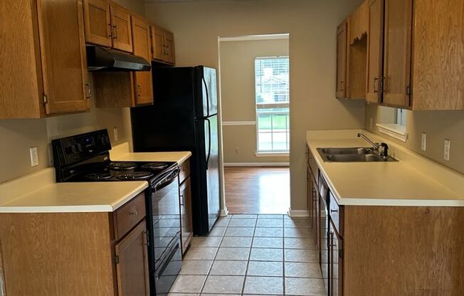 3 beds, 2 baths, $2,100