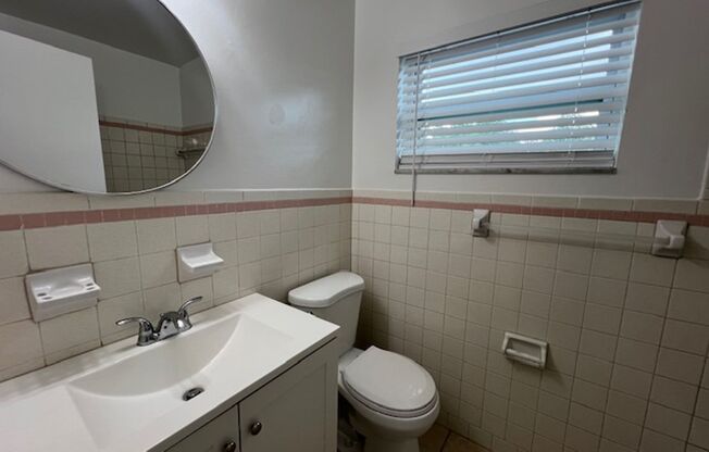 523 S K St Lake Worth, FL 33460