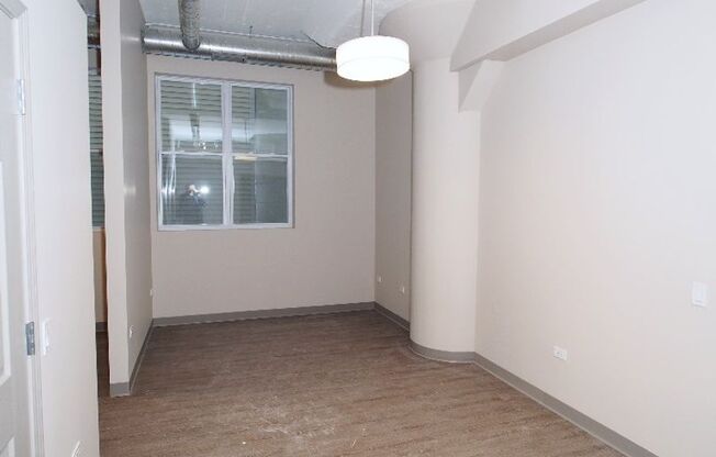 1 bed, 1 bath, 572 sqft, $1,719, Unit 534