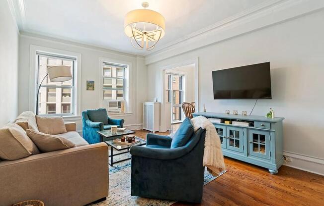 400 W DEMING PL