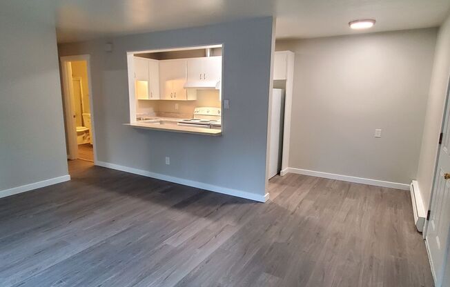 1 bed, 1 bath, 560 sqft, $1,495, Unit 18