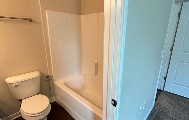 2 beds, 2.5 baths, 1,265 sqft, $1,395, Unit 3202