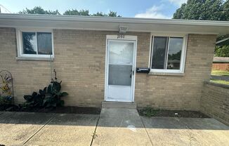 2 beds, 1 bath, $950