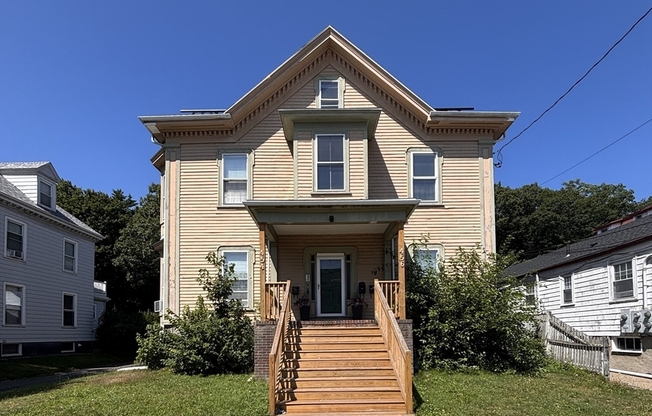 456 HIGHLAND AVE