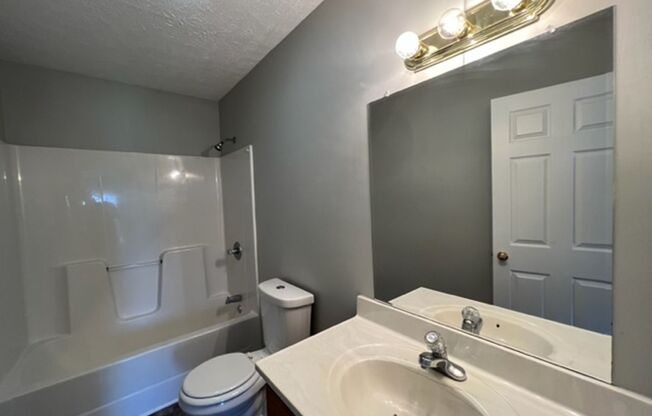 3 beds, 2 baths, $2,000