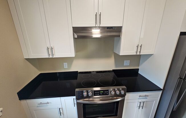 1 bed, 1 bath, 707 sqft, $1,550, Unit 202