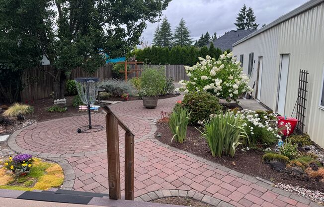 Large Lot Near Downtown Hillsboro