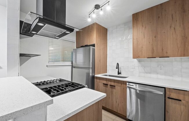 7929 Gault St #201- ARGLO