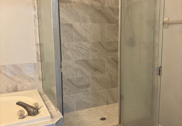 16253 ENCLAVE VLG DR