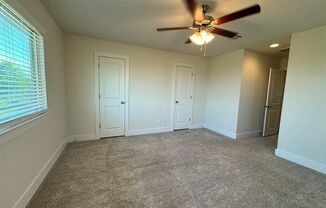 4 beds, 2.5 baths, $1,850, Unit # 32