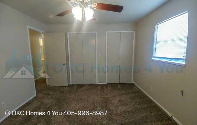 3 beds, 1.5 baths, $1,025