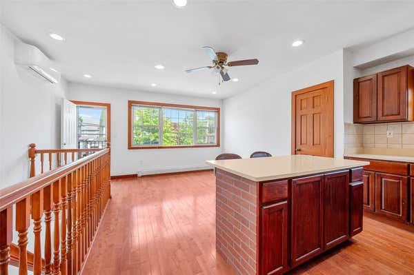 38 42 216 ST