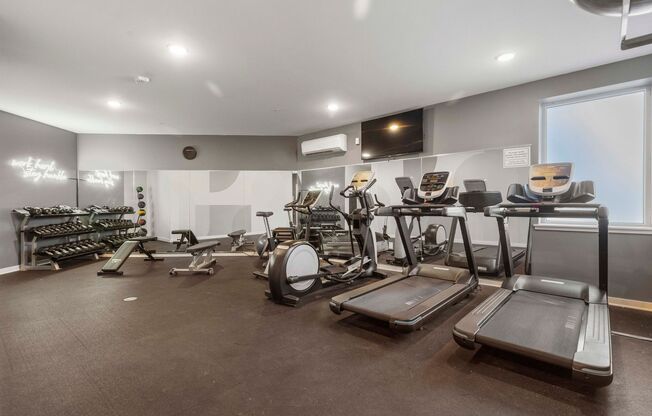 1 bed, 1 bath, 679 sqft, $2,605, Unit 404