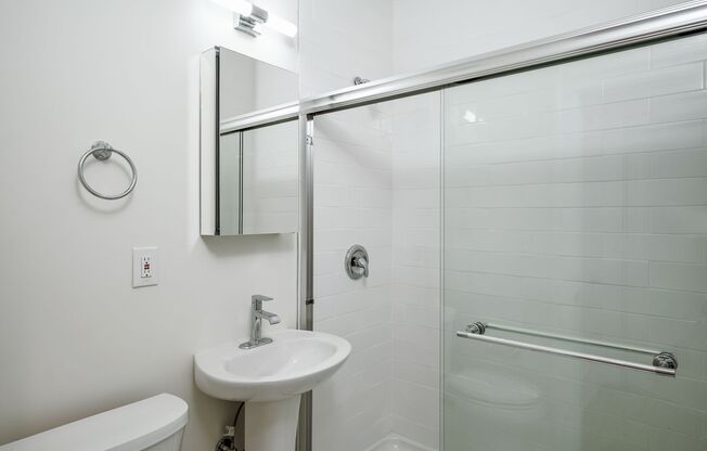 1 bed, 1 bath, 796 sqft, $1,795, Unit 101
