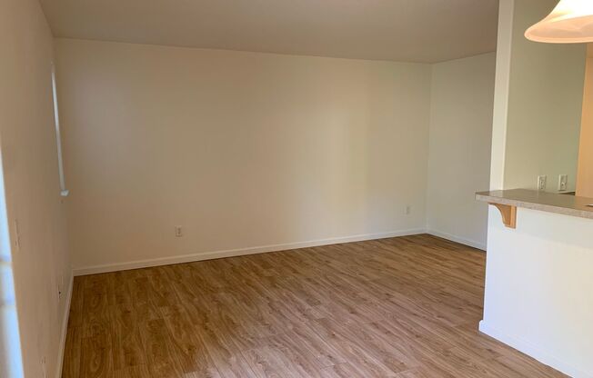 1 bed, 1 bath, 670 sqft, $1,375, Unit 224