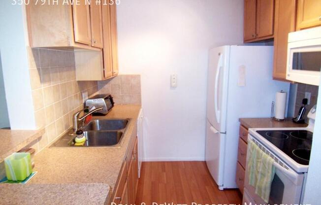 350 79th Ave N #136